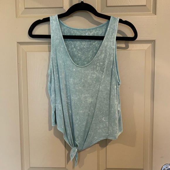 AMERICAN EAGLE TANK TOPS - Picture 2 of 2